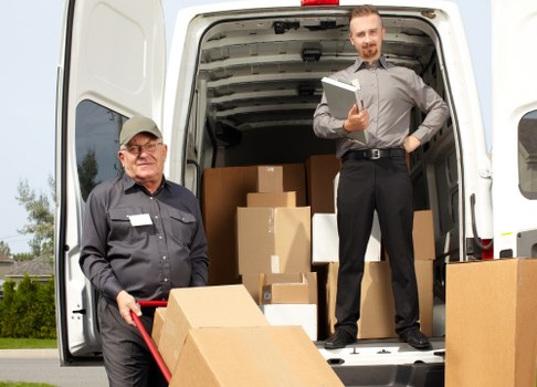Canary Wharf removals service for residential and commercial customers