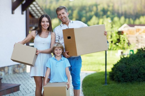 Keyboard navigation and screen-reader friendly website layout for Canary Wharf moving services
