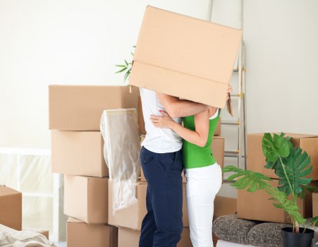 Careful unloading of student belongings at a Canary Wharf flat